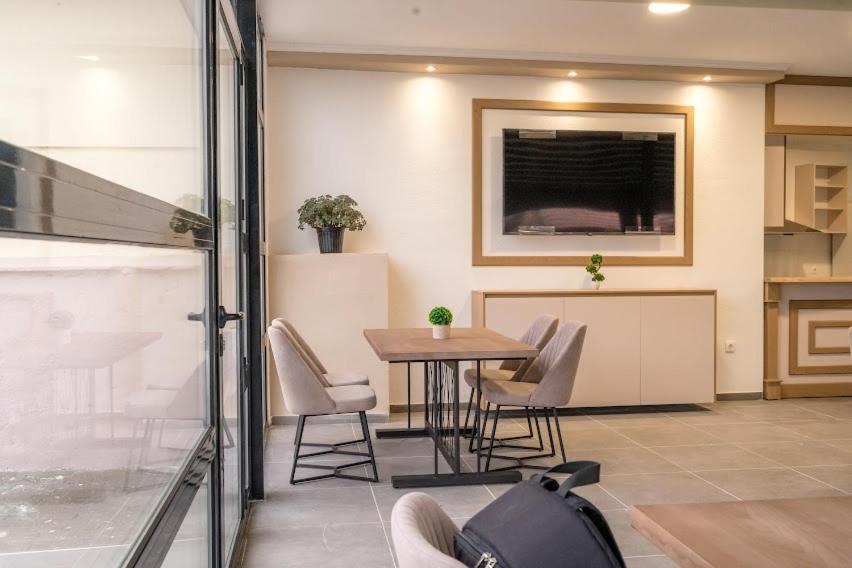 Fenix Gevgelija Acomodação com café da manhã Exterior foto