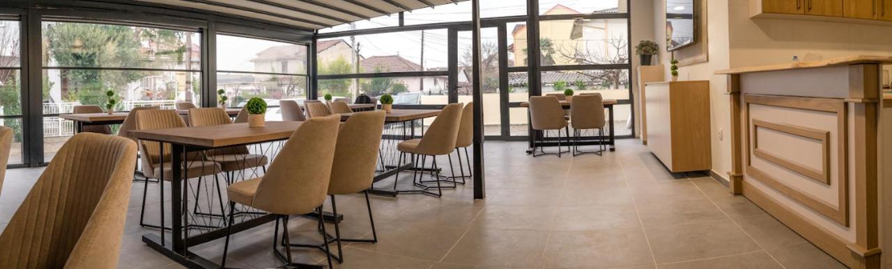 Fenix Gevgelija Acomodação com café da manhã Exterior foto
